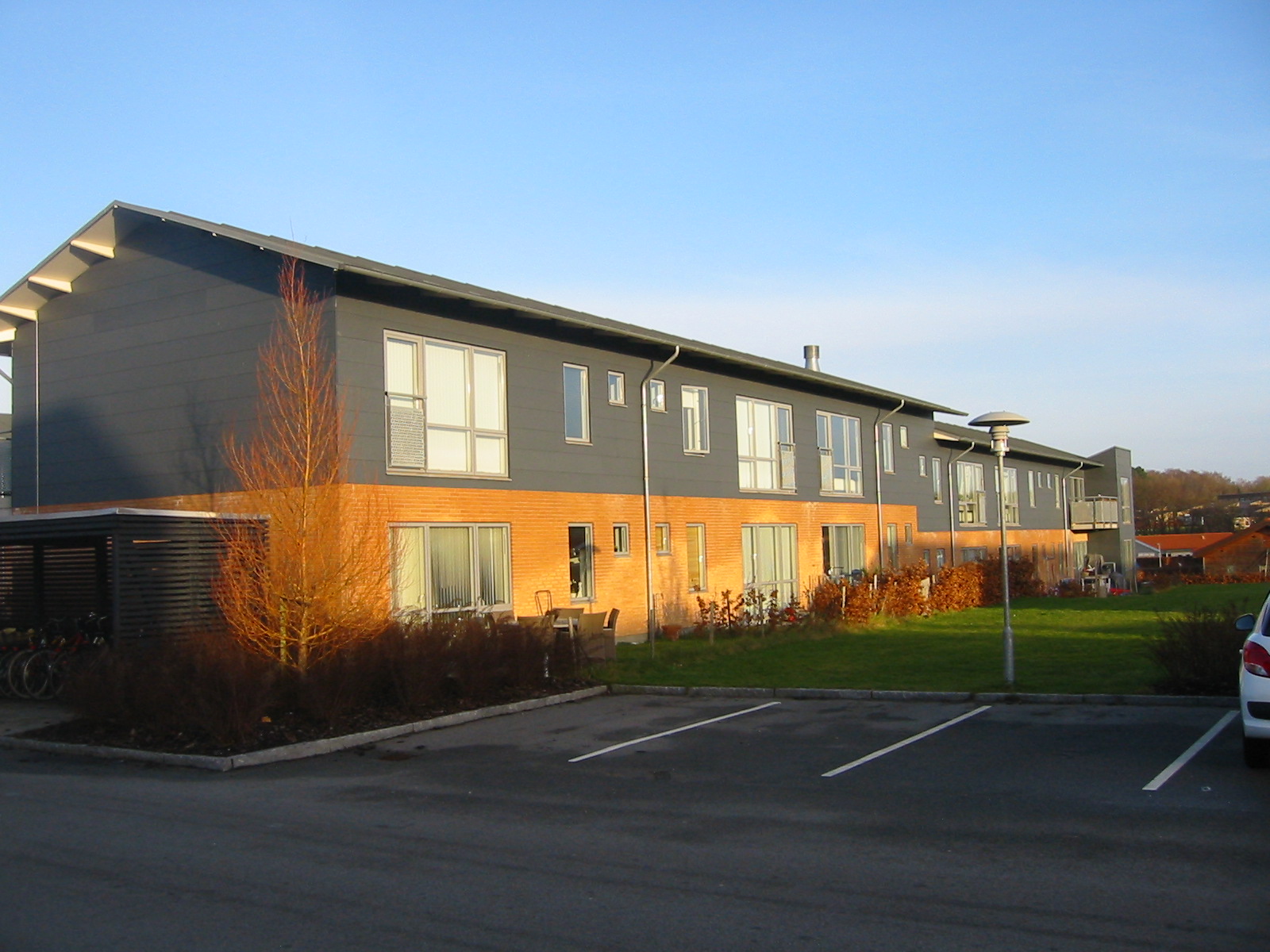 Johs. Poulsens Have 1, Hillerød Ejet Af Dansk Olie As 011